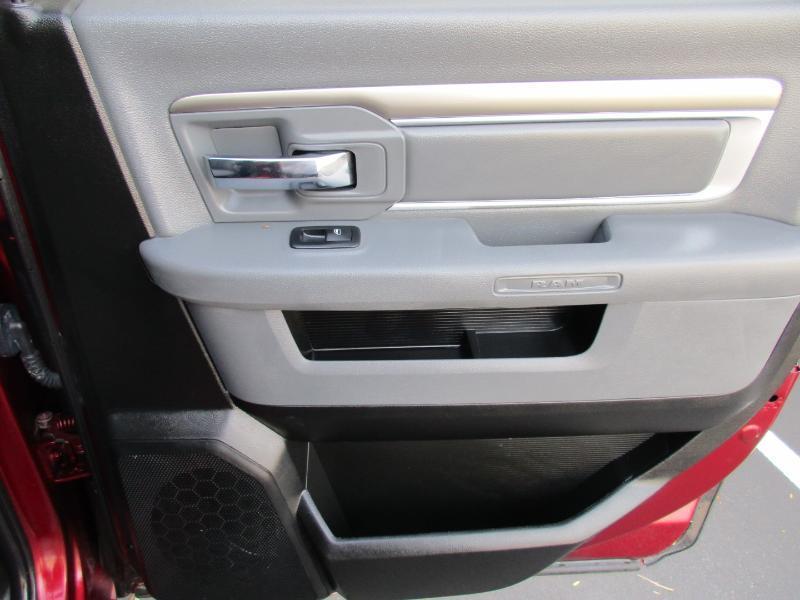 RAM 1500 Classic Tradesman Crew Cab SWB 2WD 2019