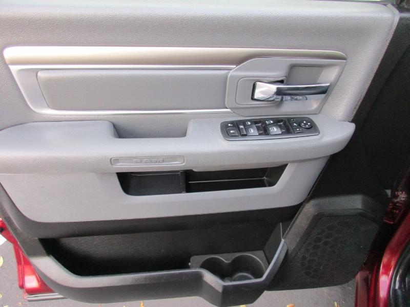 RAM 1500 Classic Tradesman Crew Cab SWB 2WD 2019