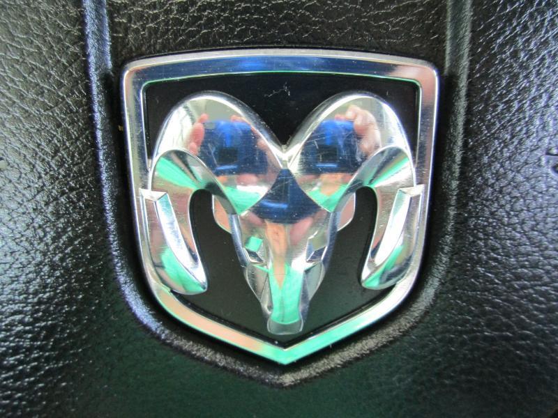 RAM 1500 Classic Tradesman Quad Cab 4WD 2021