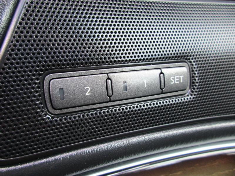 Infiniti M37 4D Sedan 2012