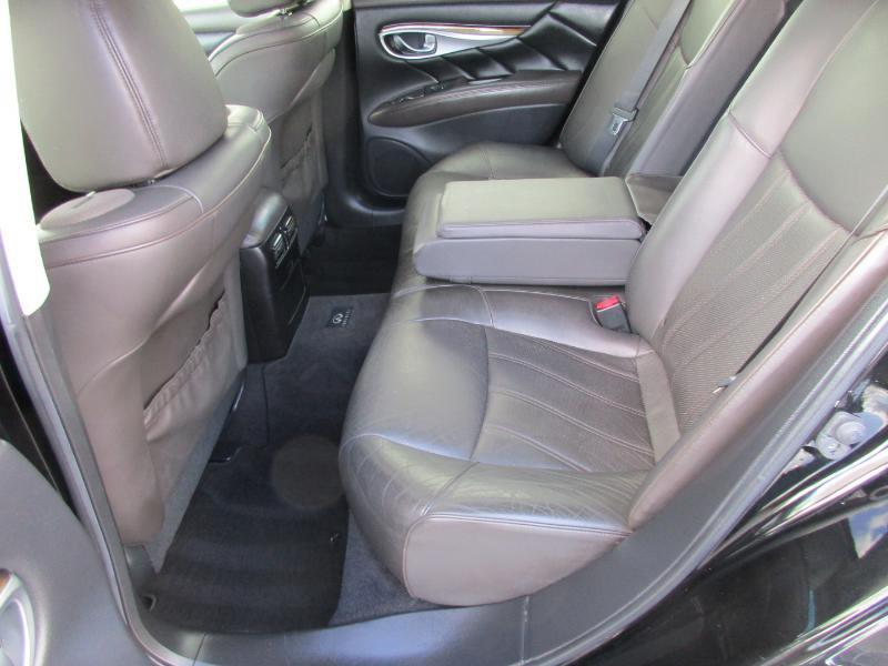 Infiniti M37 4D Sedan 2012