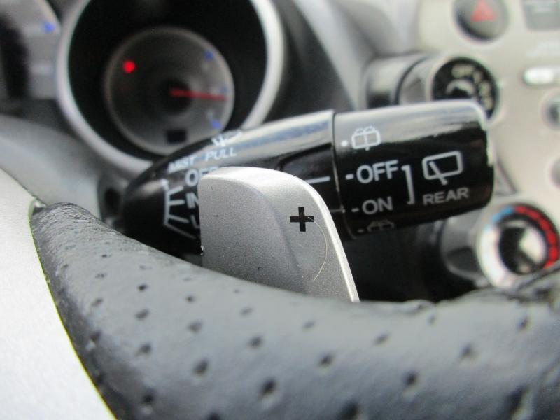 Honda Fit Sport 5-Speed AT 2011