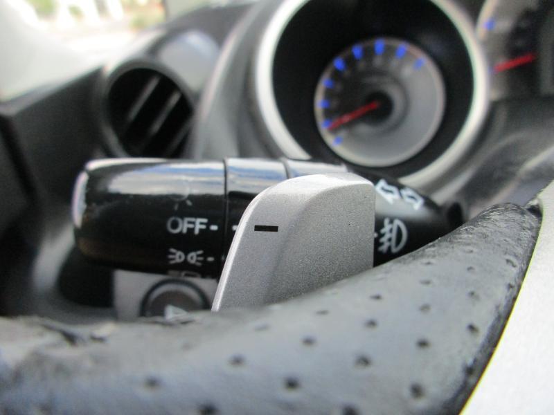 Honda Fit Sport 5-Speed AT 2011