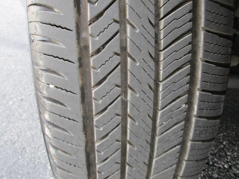 Honda Fit Sport 5-Speed AT 2011