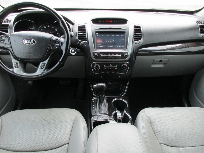 Kia Sorento SX V6 FWD 2014