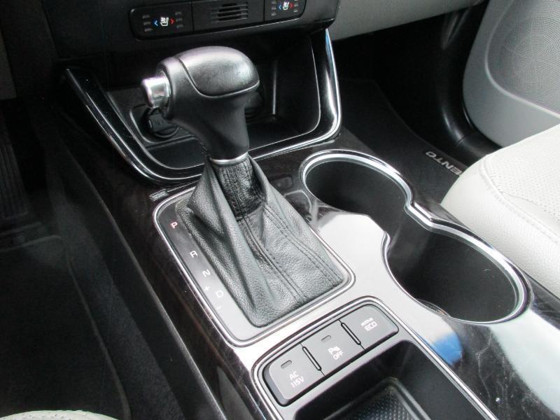 Kia Sorento SX V6 FWD 2014