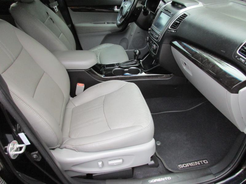 Kia Sorento SX V6 FWD 2014