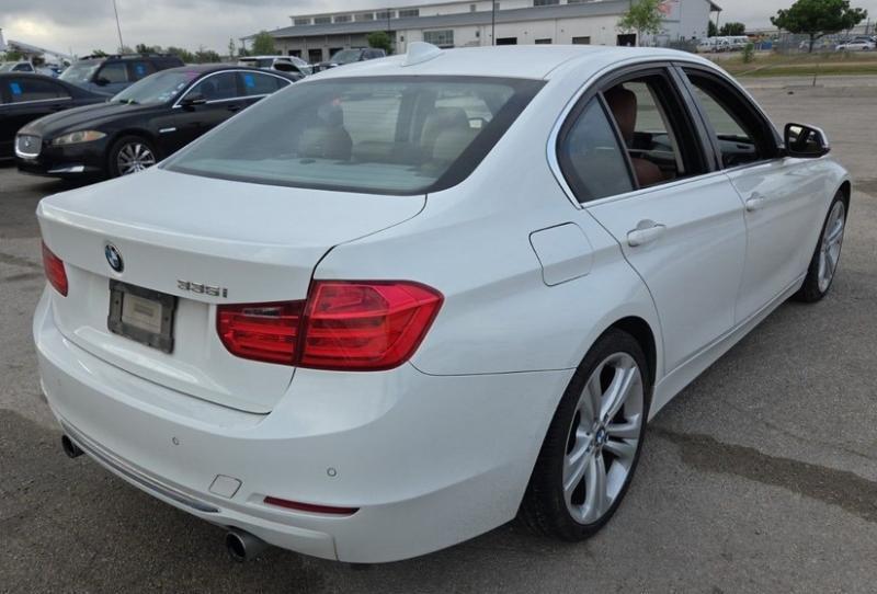 BMW 3-Series 335i Sedan 2014