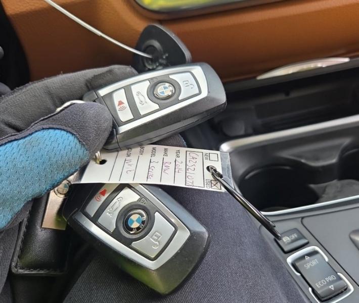 BMW 3-Series 335i Sedan 2014