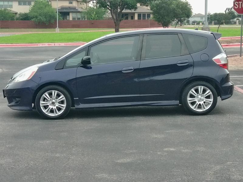 Honda Fit Sport 5-Speed AT 2010