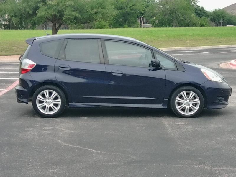 Honda Fit Sport 5-Speed AT 2010
