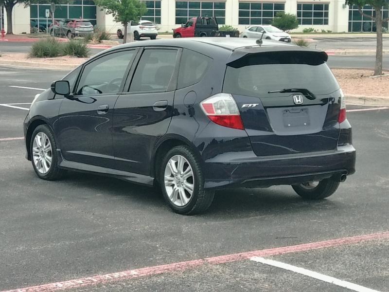 Honda Fit Sport 5-Speed AT 2010