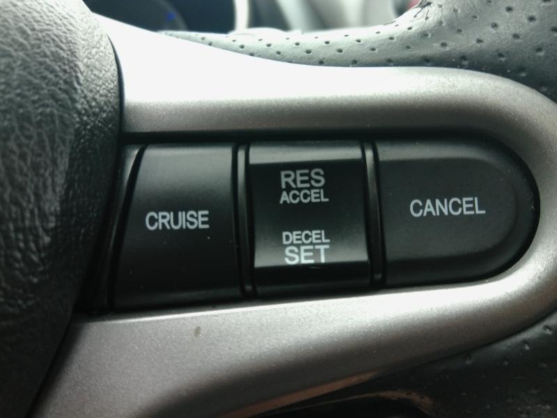 Honda Fit Sport 5-Speed AT 2010