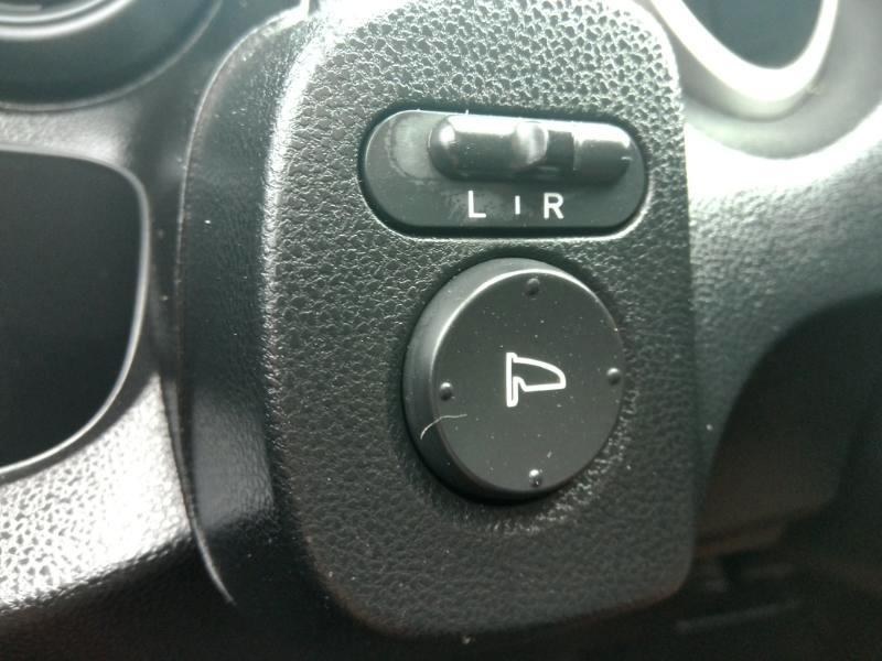 Honda Fit Sport 5-Speed AT 2010