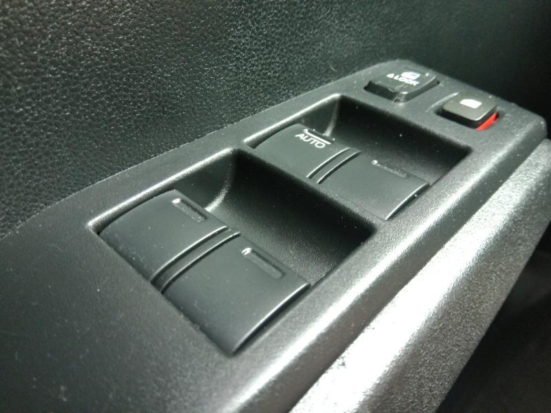 Honda Fit Sport 5-Speed AT 2010