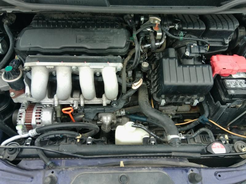 Honda Fit Sport 5-Speed AT 2010