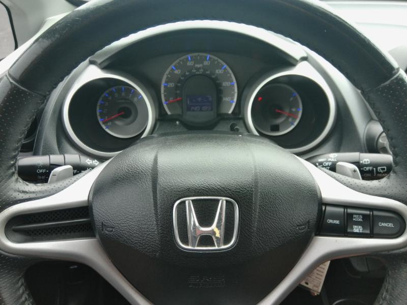 Honda Fit Sport 5-Speed AT 2010