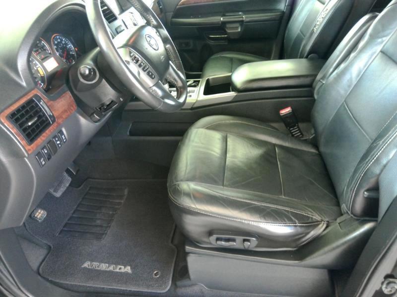 Nissan Armada Platinum 2WD 2014