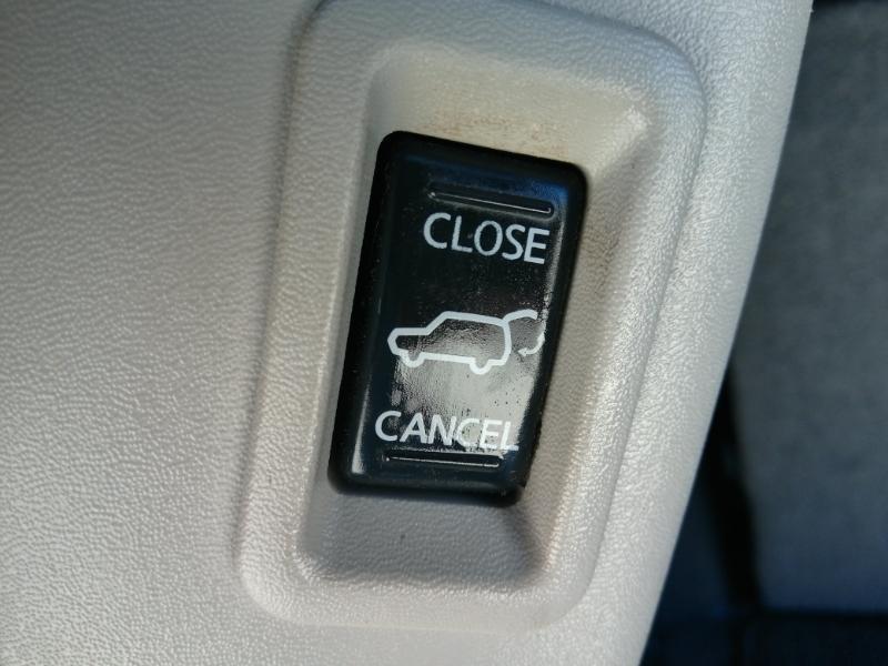 Nissan Armada Platinum 2WD 2014