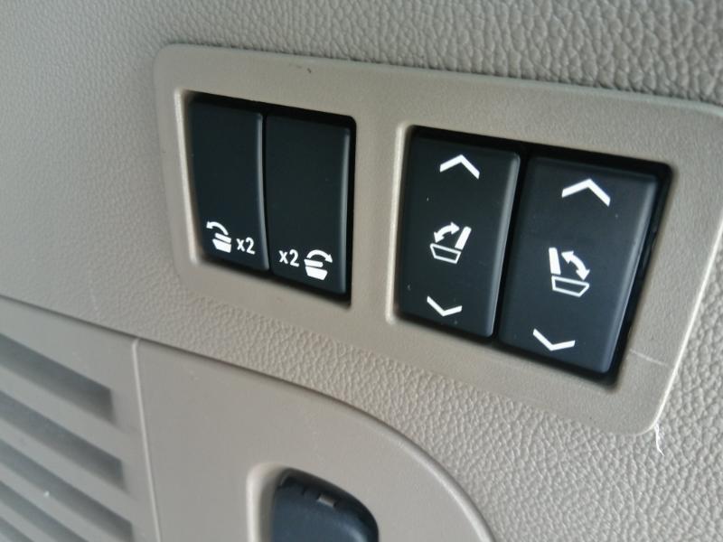 GMC Yukon XL SLT 2WD 2016