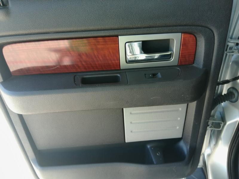 Ford F-150 Lariat SuperCrew 5.5-ft. Bed 2WD 2010