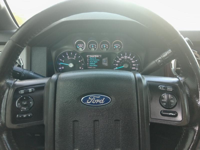 Ford F-250 SD Lariat Crew Cab Long Bed 4WD 2013