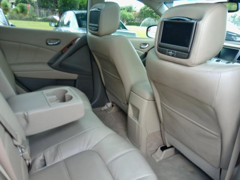 Nissan Murano SL 2011