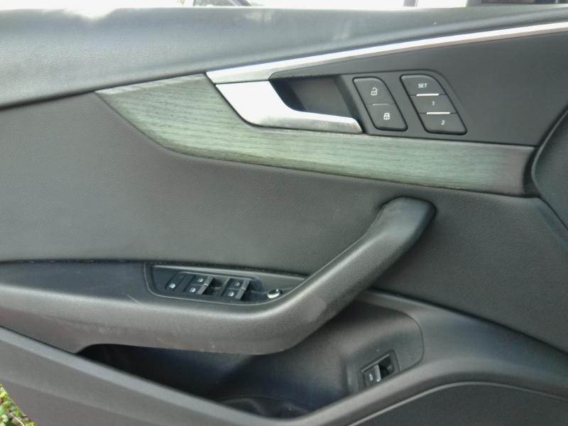Audi A4 2.0T Premium Sedan 2018
