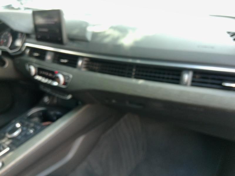 Audi A4 2.0T Premium Sedan 2018
