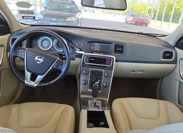 Volvo S60 T5 2012