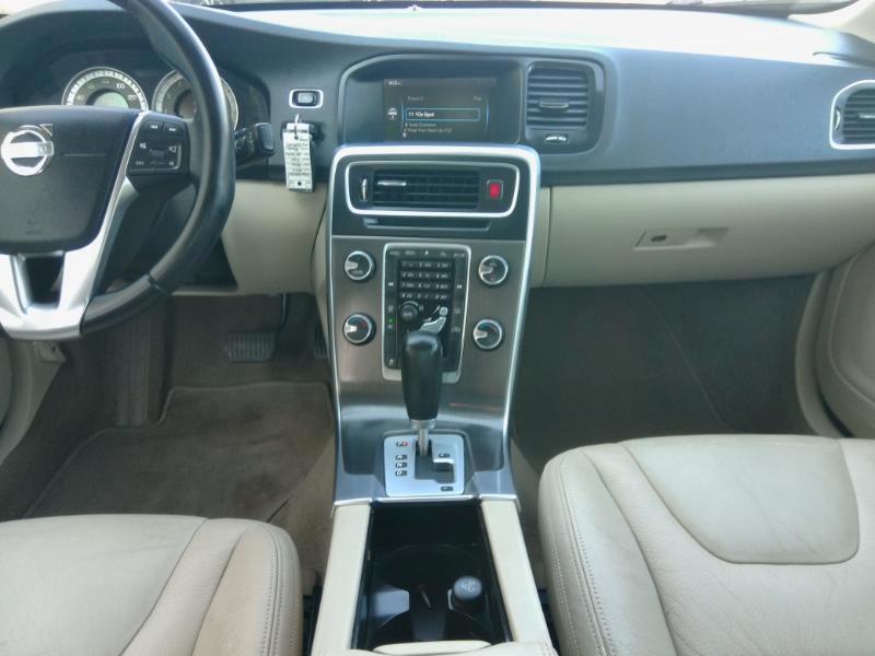 Volvo S60 T5 2012