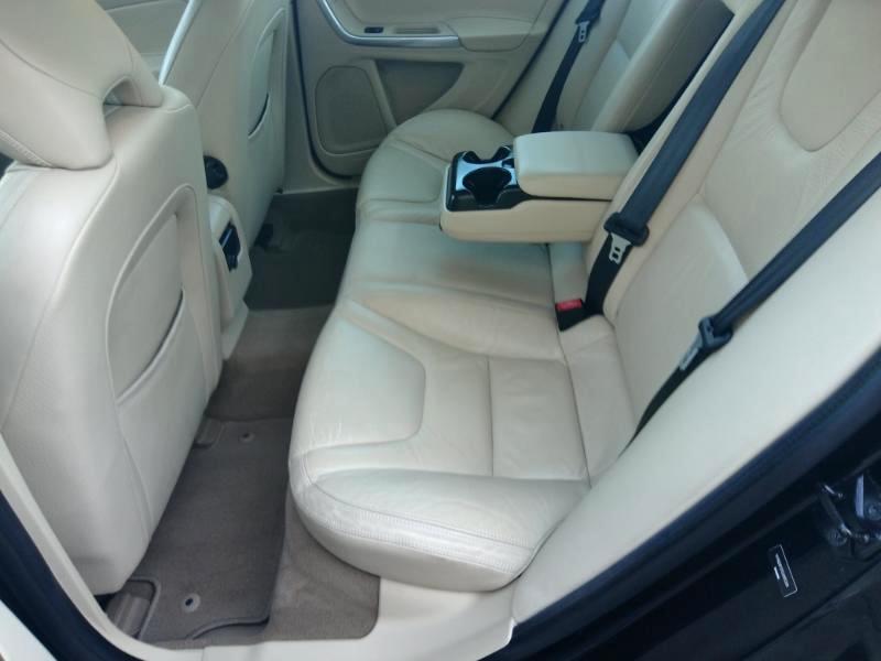 Volvo S60 T5 2012