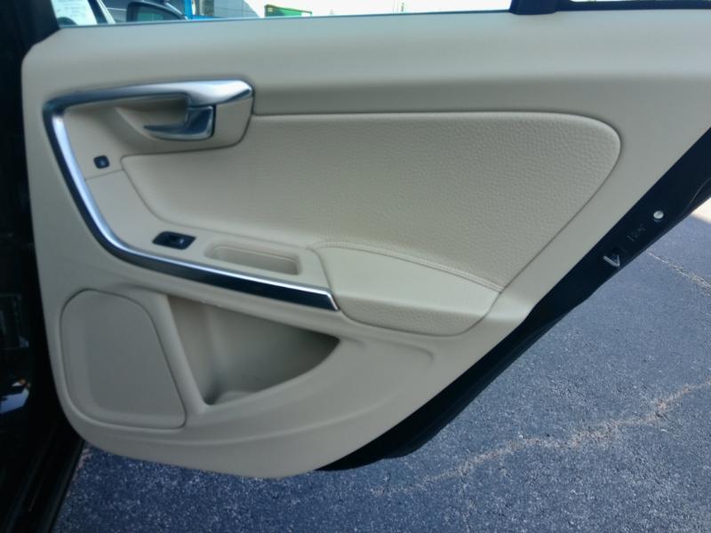 Volvo S60 T5 2012