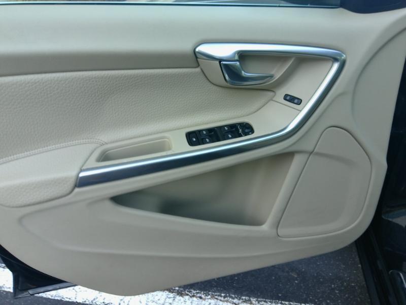 Volvo S60 T5 2012