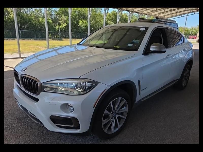 BMW X6 xDrive50i 2016