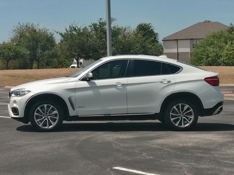 BMW X6 xDrive50i 2016
