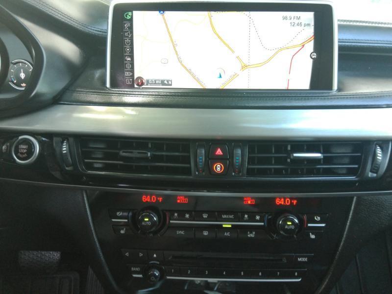 BMW X6 xDrive50i 2016