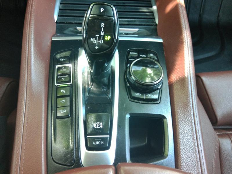 BMW X6 xDrive50i 2016