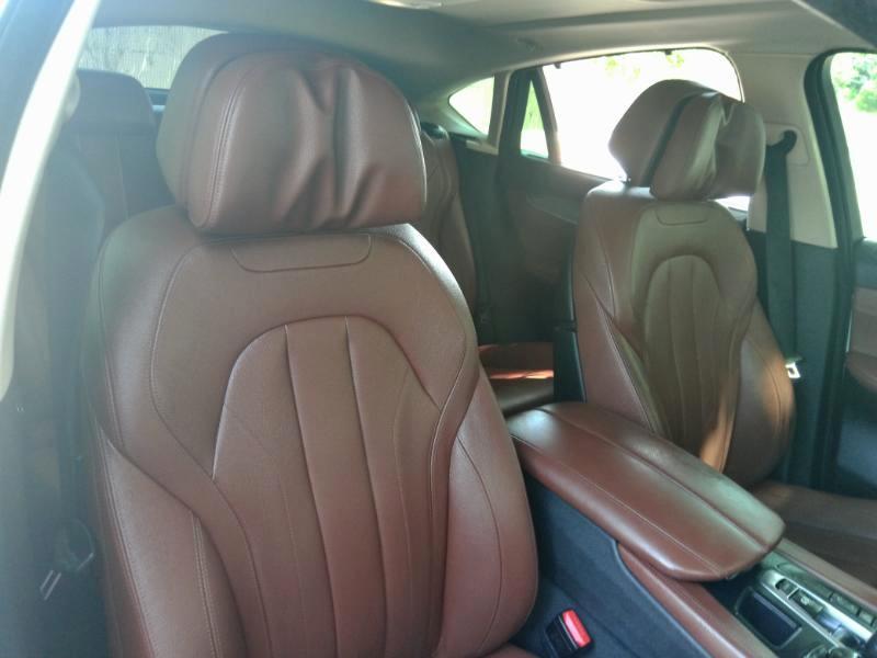 BMW X6 xDrive50i 2016