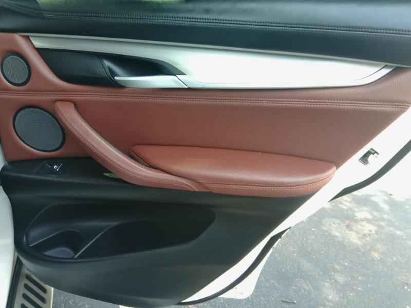BMW X6 xDrive50i 2016