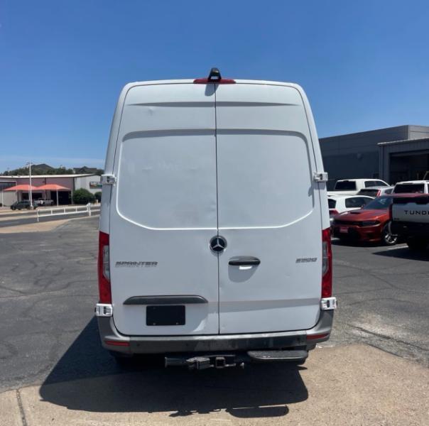Mercedes-Benz Sprinter 2500 High Roof 144-in. WB 2021