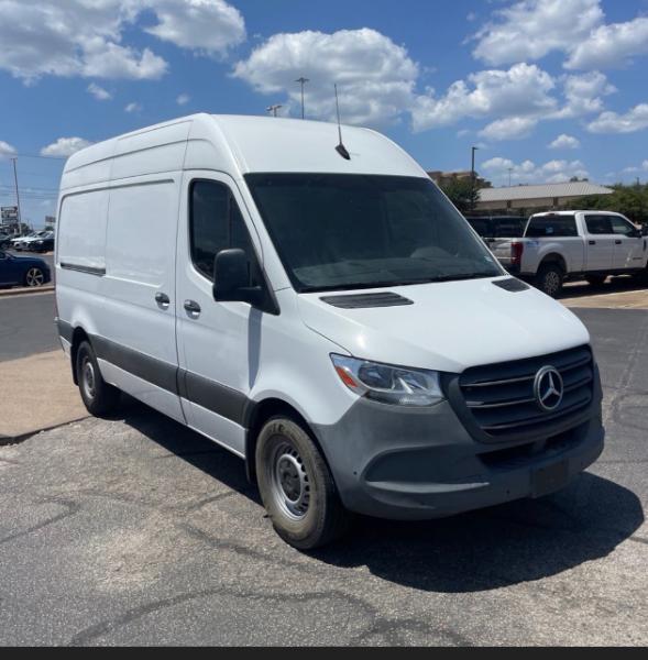 Mercedes-Benz Sprinter 2500 High Roof 144-in. WB 2021