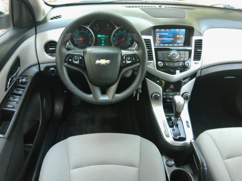 Chevrolet Cruze 1LT Auto 2015