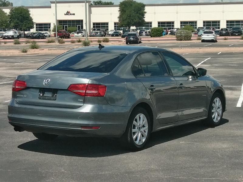Volkswagen Jetta SE 2015