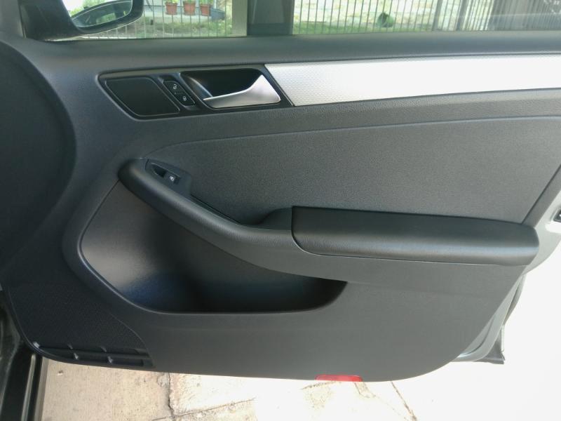 Volkswagen Jetta SE 2015