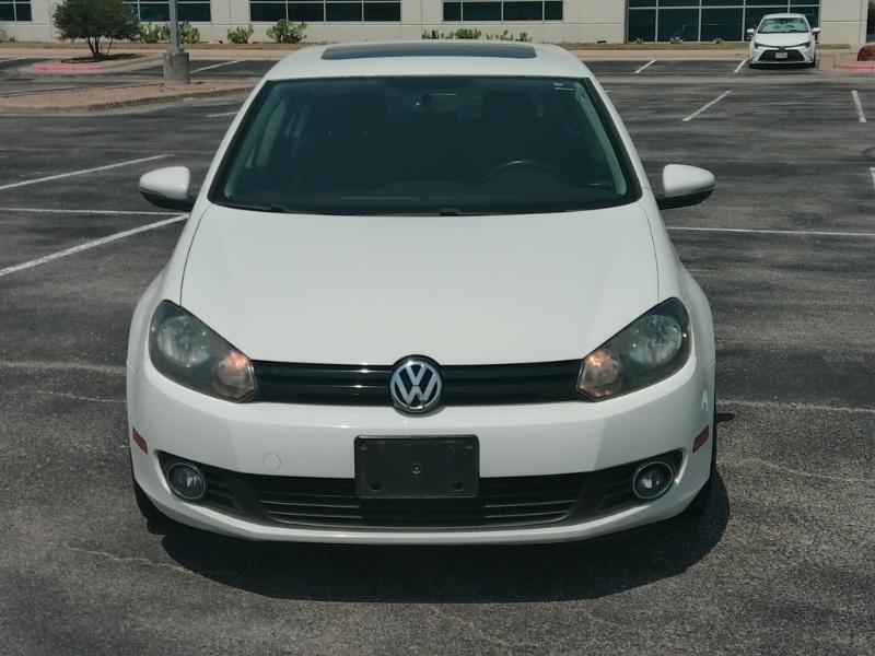 Volkswagen Golf 2.0L TDI w/Tech Package 4 Door 2013