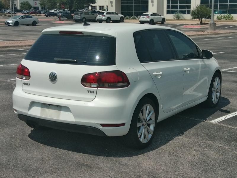 Volkswagen Golf 2.0L TDI w/Tech Package 4 Door 2013
