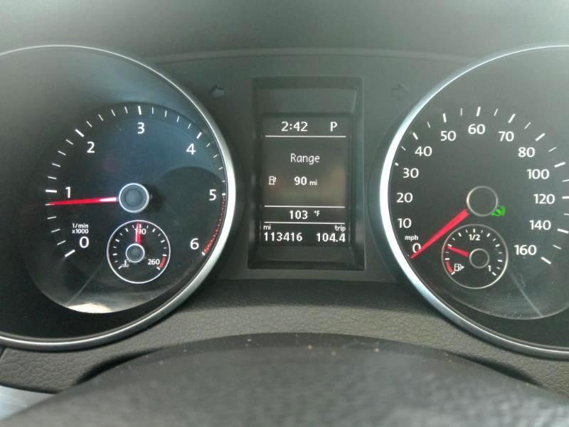 Volkswagen Golf 2.0L TDI w/Tech Package 4 Door 2013