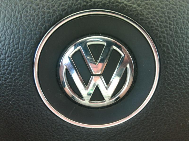 Volkswagen Golf 2.0L TDI w/Tech Package 4 Door 2013