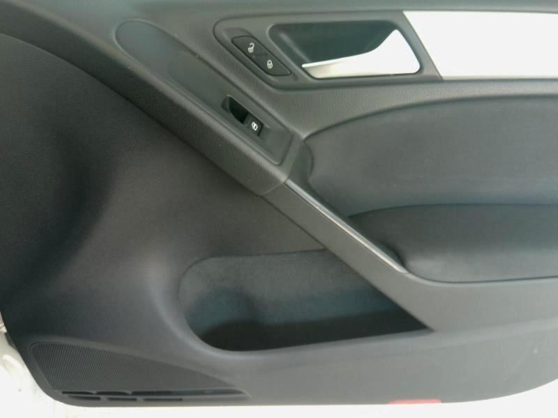 Volkswagen Golf 2.0L TDI w/Tech Package 4 Door 2013